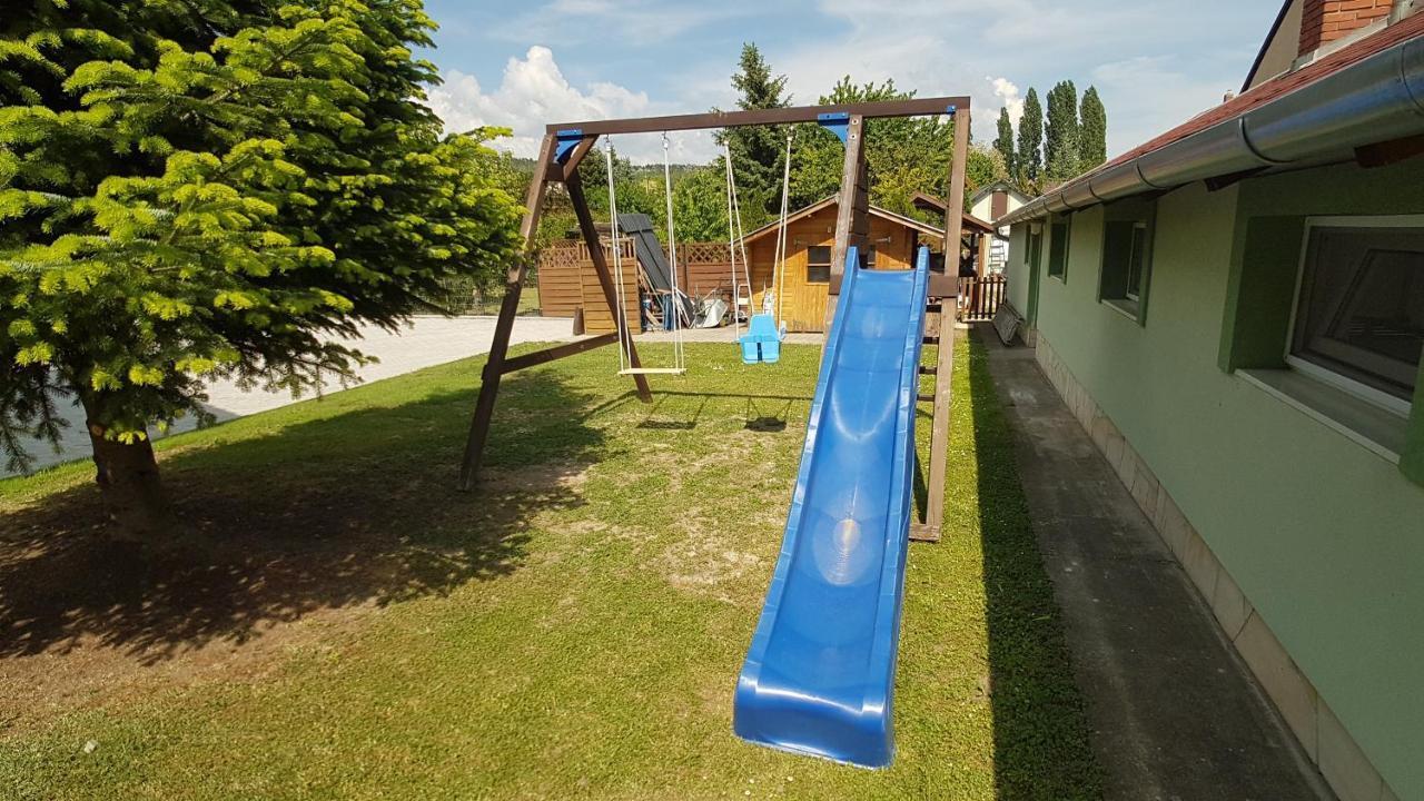 Krisztian Apartmanhaz 沃尼奥尔茨沃什海吉 外观 照片